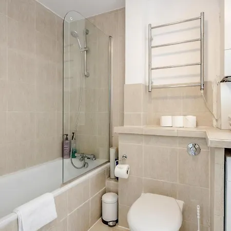 Oxford Street Homestay London Exterior foto